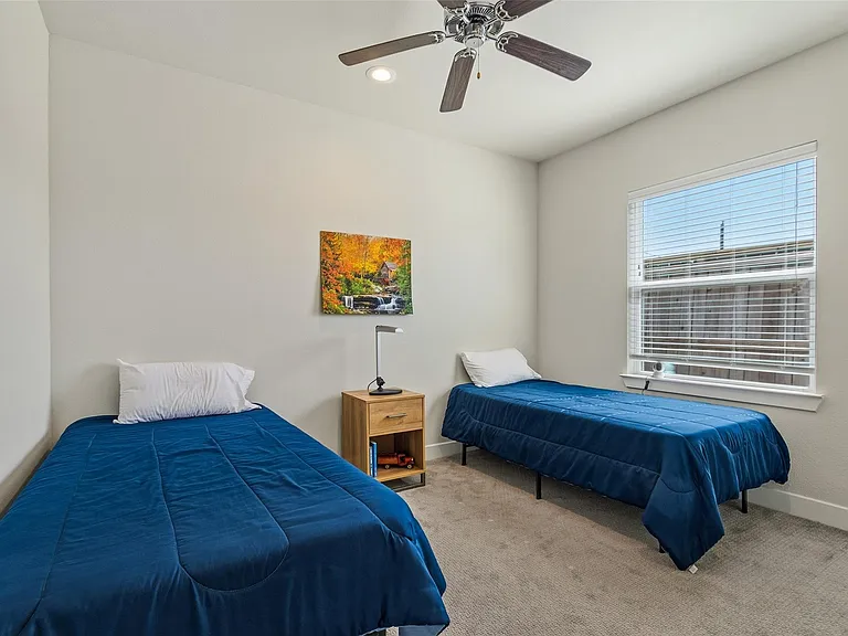 126 Knightsbridge Park Ln — Photo 14