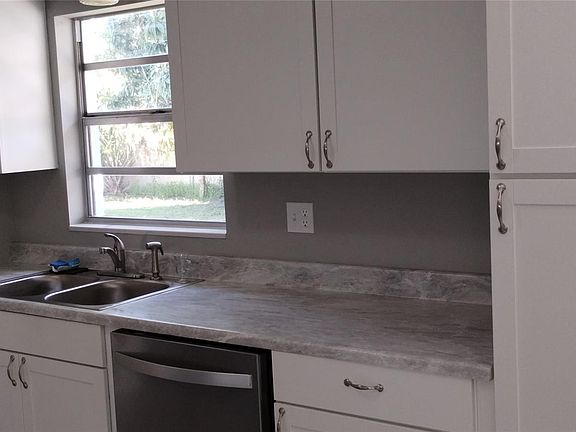 5th image of 2695 Tomoka Avenue