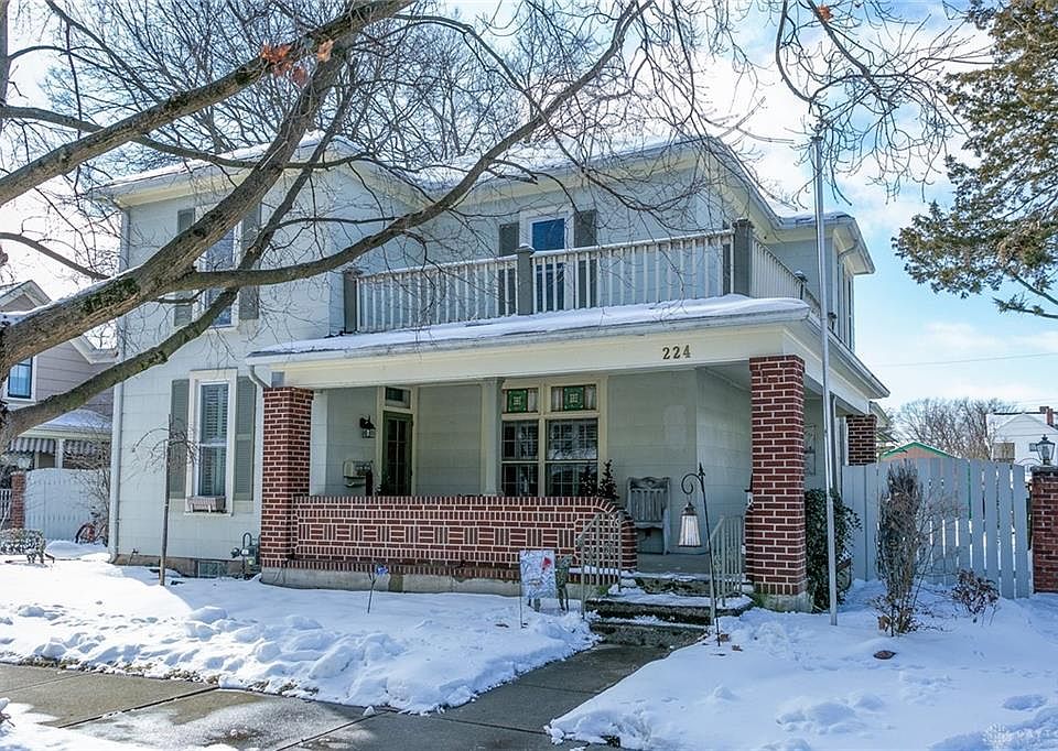 1st image of 224 Grant St