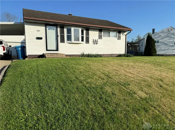 352 Willaston Dr, Dayton, OH 45431