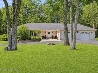 123 Meadow Rd, Blakeslee, PA 18610