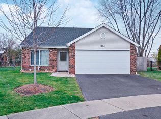 1374 Boa Trl, Carol Stream, IL 60188