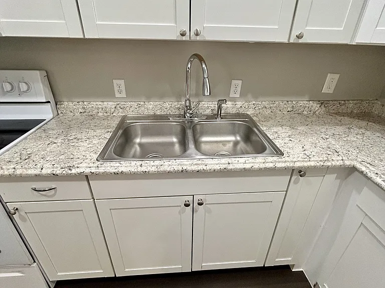 6724 Zircon Dr — Photo 6