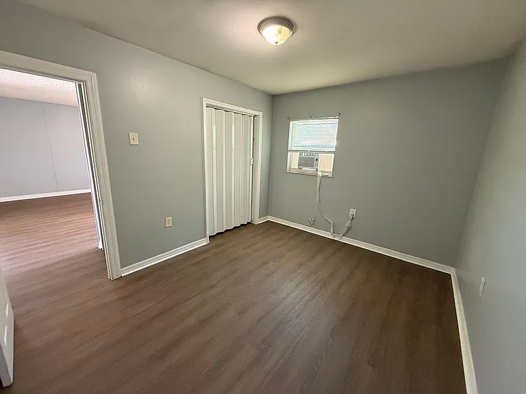 1405 Lotela Ave #2/1 — Photo 2