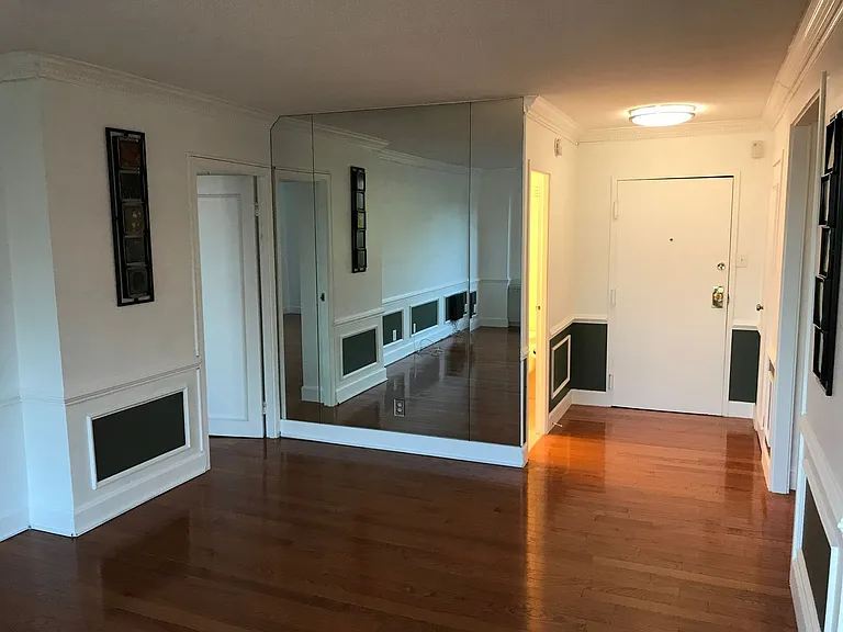 5750 Bou Ave #917 — Photo 9