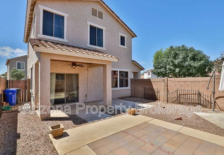875 S Porter St — Photo 29