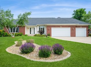 4636 Black Oak Ct, Cedar Rapids, IA 52411