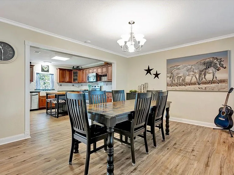 683 Water View Dr — Photo 15