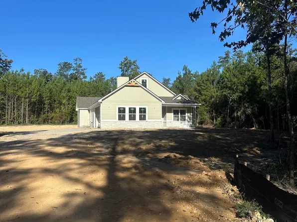 1836 Lee Road 239, Smiths Station, AL 36877