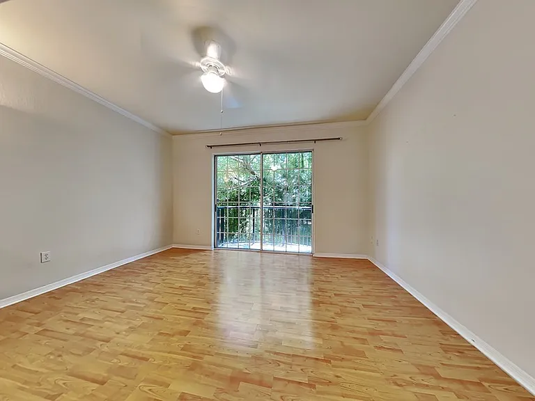 5236 Hampton Beach Pl — Photo 8