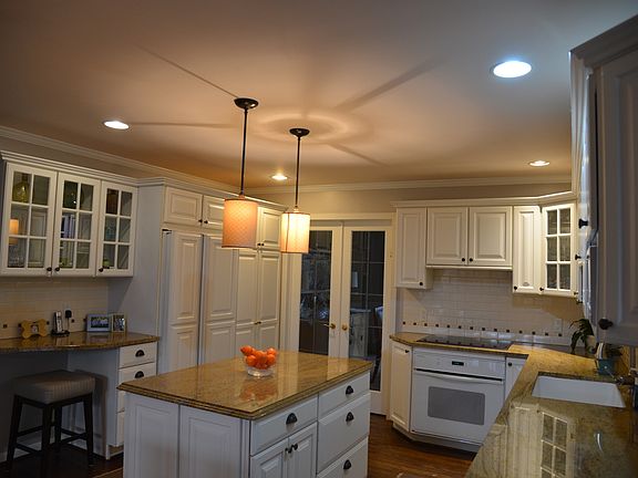 5th image of 4260 Southmoor Ln