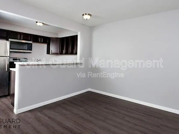 2110 E 16th St N APT 201, Wichita, KS 67214