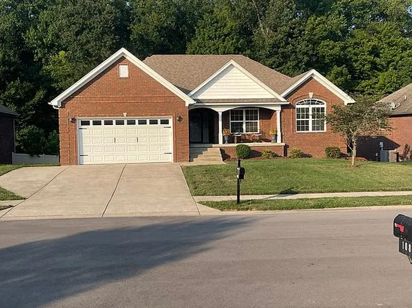 10805 Elk Run Trl, Sellersburg, IN 47172