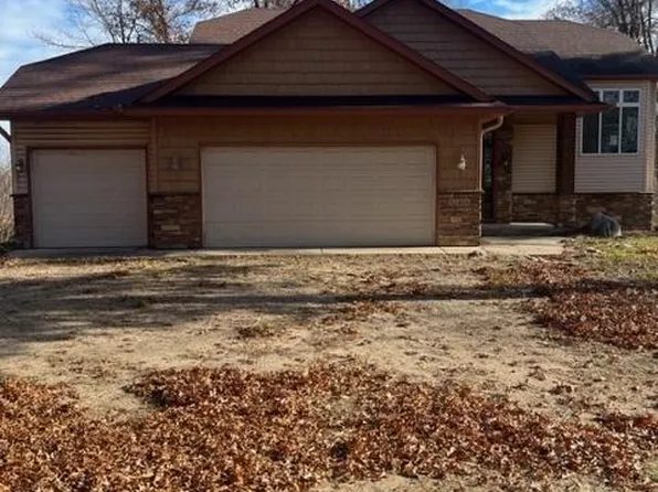 32496 Elk Ln, Stacy, MN 55079