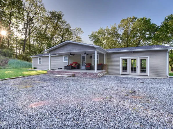 144 John Glover Rd, Hampton, TN 37658