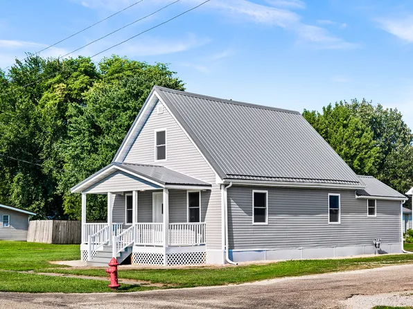 607 S Martin St, Atlanta, IL 61723