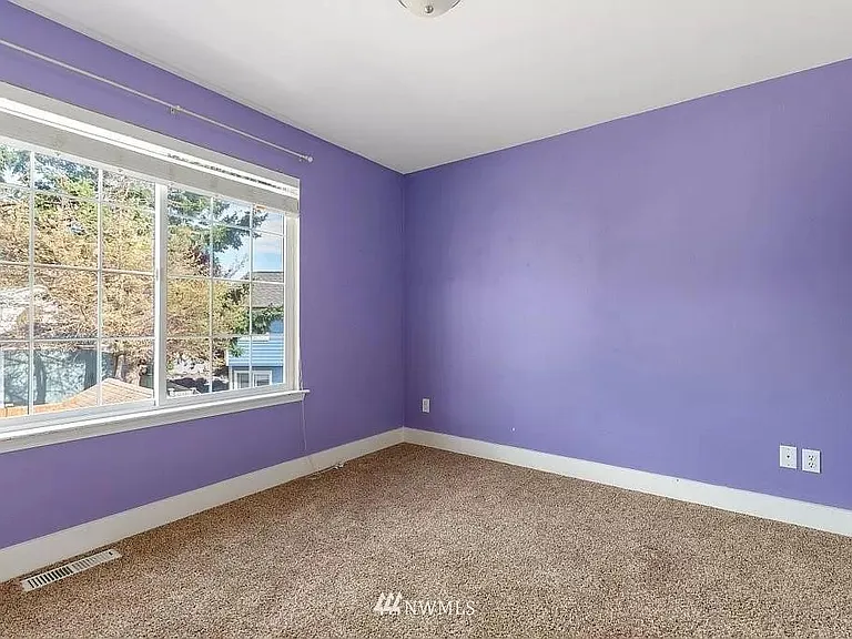 910 SW Regency Dr — Photo 31