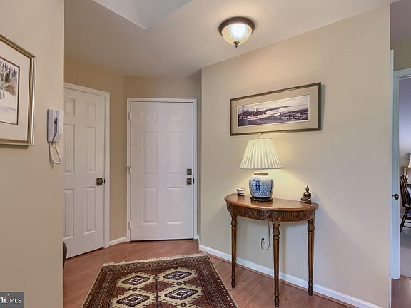 3rd image of 5109 Claremont Ct