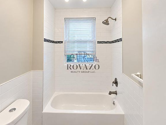 4th image of 249 Amherst St #1R