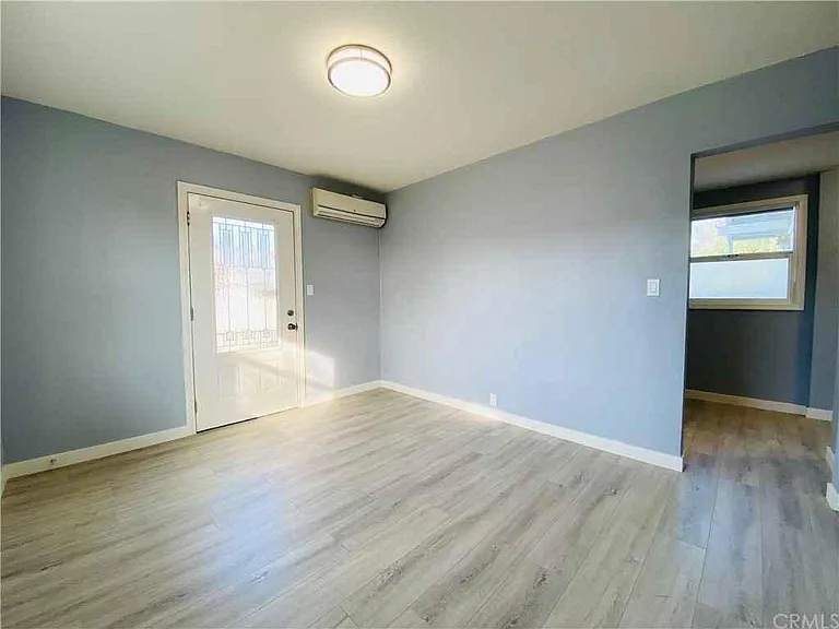 903 Campus Ave — Photo 18