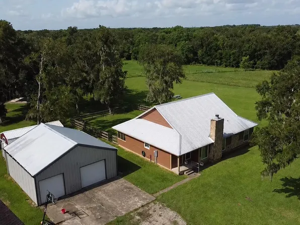 3063 County Road 580, West Columbia, TX 77486