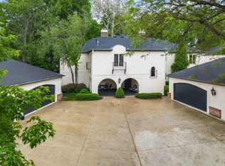 100 Bishop Sq, Bexley, OH 43209