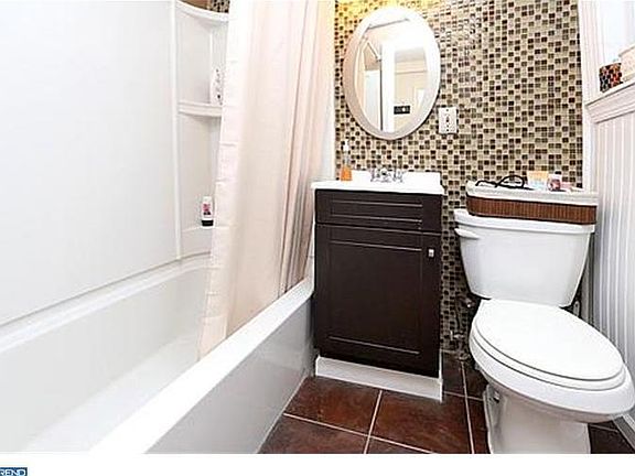 2nd image of 406 S 20th St #C