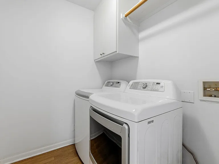 3810 Avenue H — Photo 20