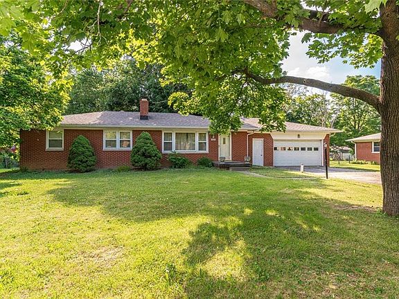 2nd image of 226 Heather Dr