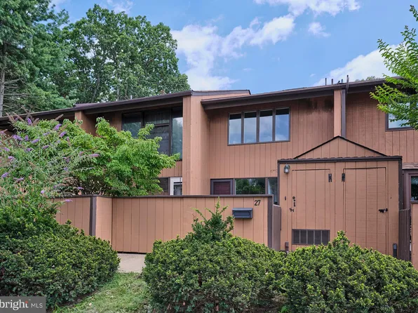 27 Arden Way, New Hope, PA 18938