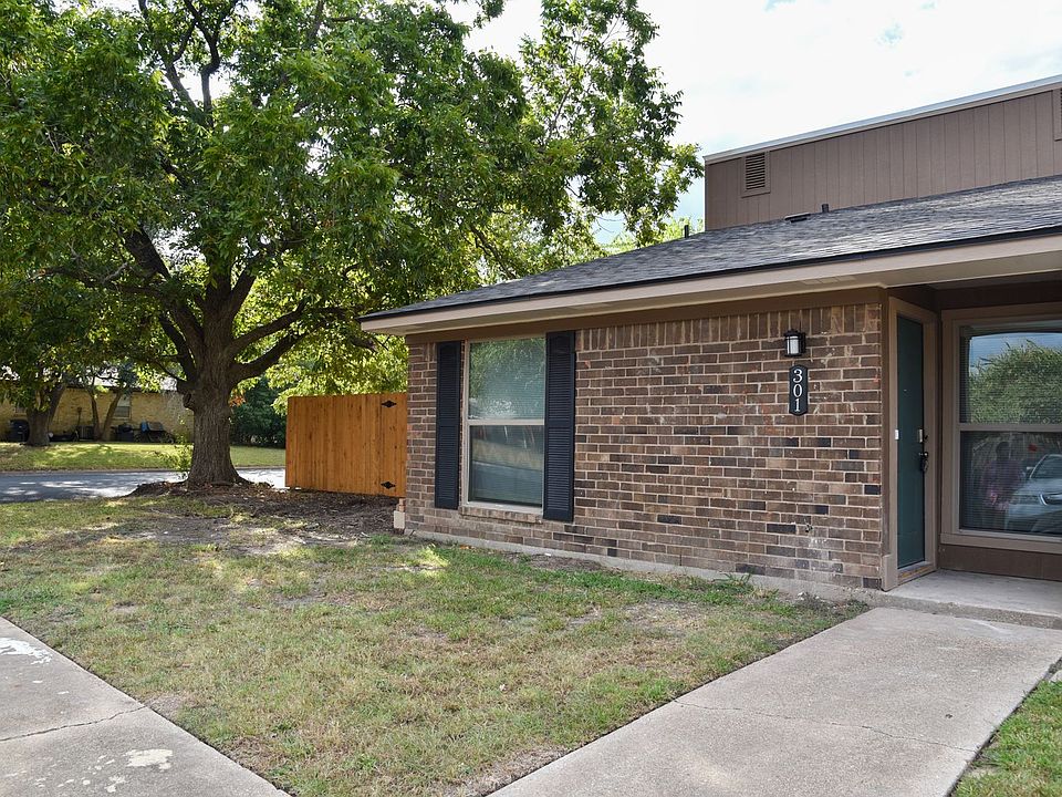 1st image of 301 Amherst Ct