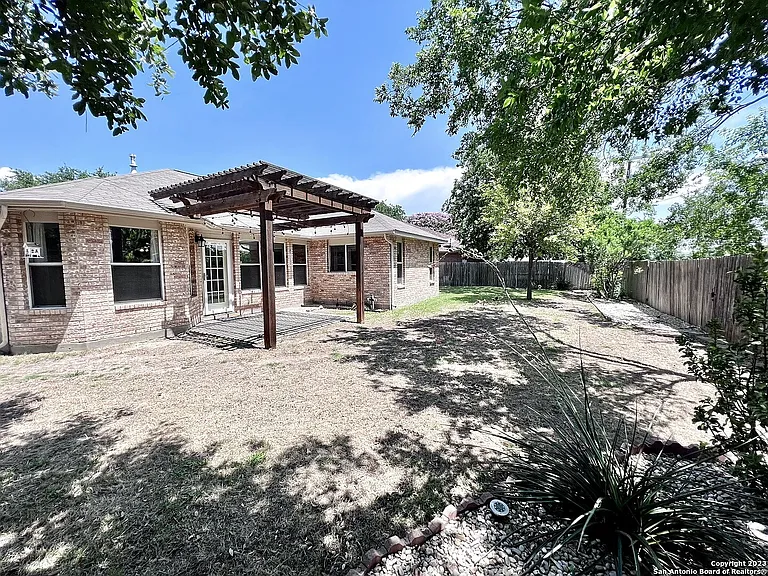 6218 Parkland Oaks Dr — Photo 24