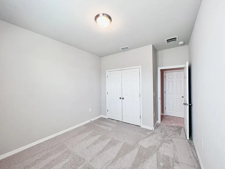 284 S Zuni Rd — Photo 19
