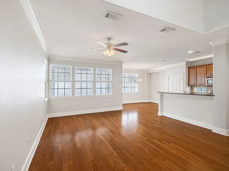 6715 Windrift Way #8 — Photo 5