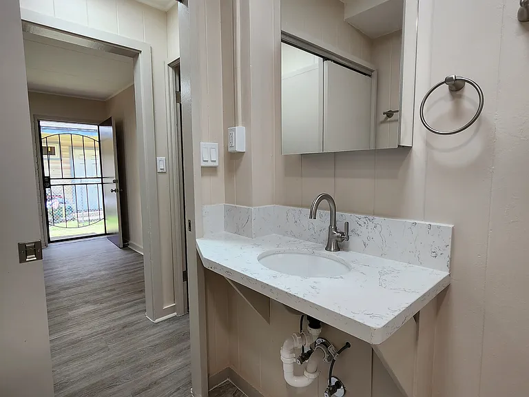 321 California Ave #5 — Photo 17