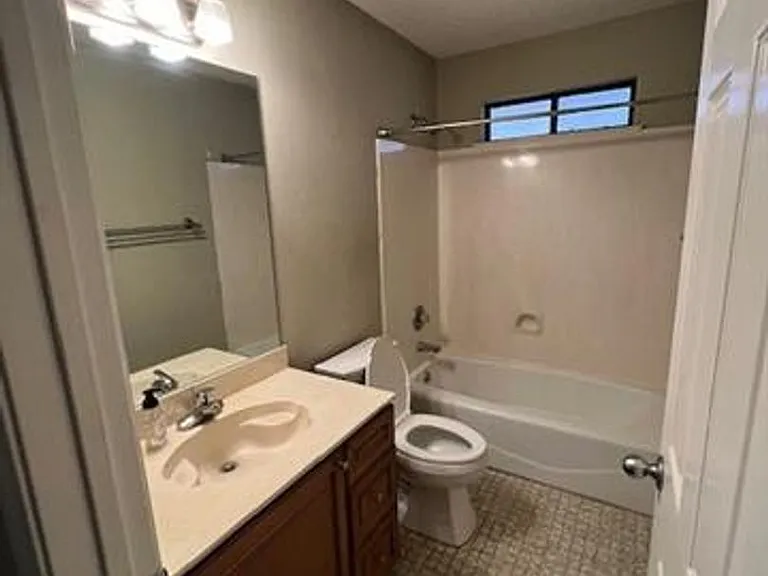 228 Constellation Dr — Photo 10