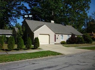564 Elmwood Rd, Bay Village, OH 44140