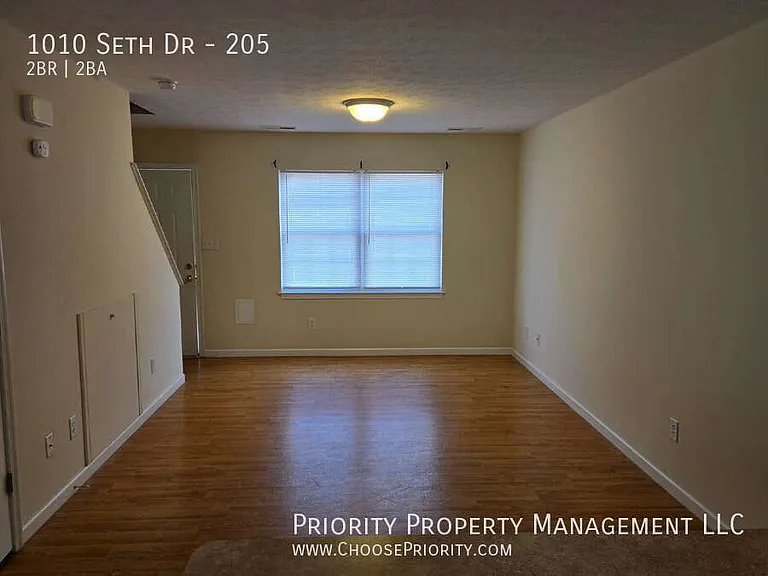 1010 Seth Dr #205 — Photo 7