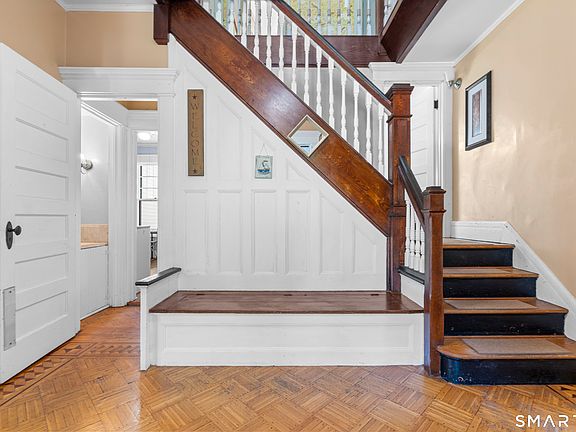 4th image of 178 Cold Spring Street