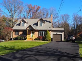 2129 White Oaks Ter, Stroudsburg, PA 18360