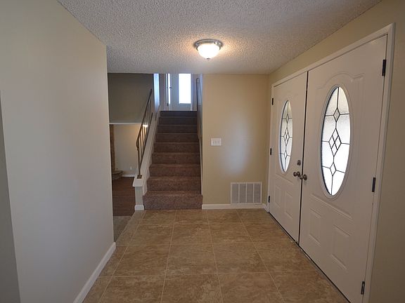 2nd image of 531 Maywood Way