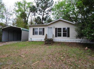 23938 Chestnut Rd, Astor, FL 32102