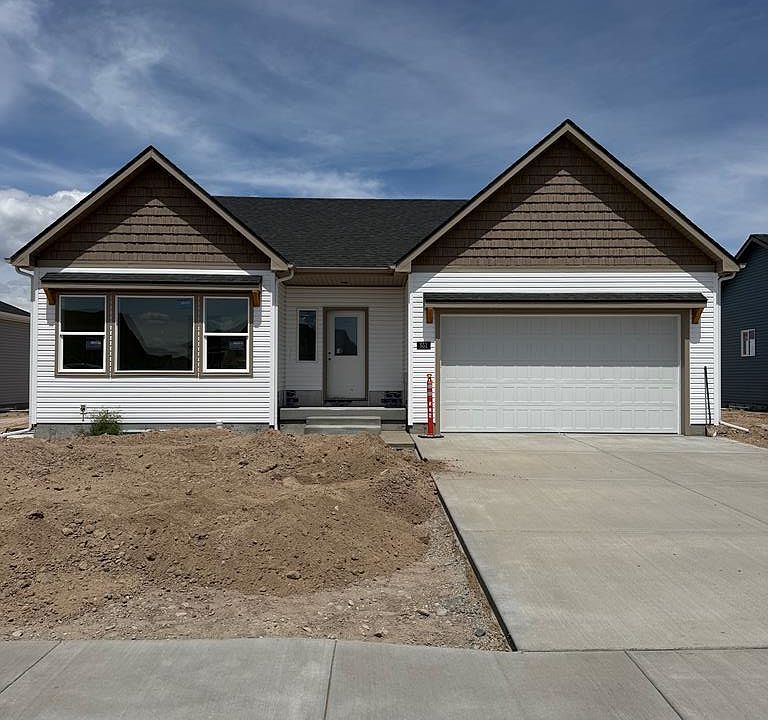 1st image of 551 Abigail Ln