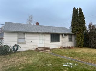 83 H St NE, Ephrata, WA 98823