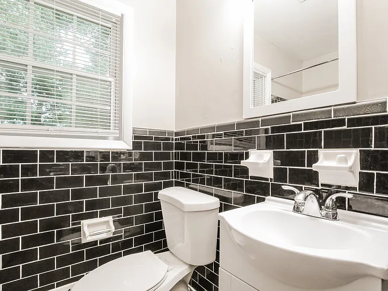 509 Ardmore Ln — Photo 13
