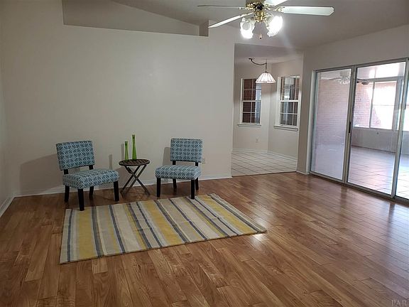 4th image of 4009 Deerwood Cir