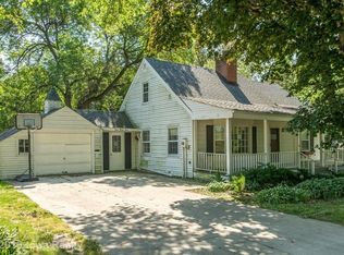 724 W 12th St S, Newton, IA 50208