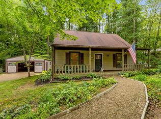 78 Forest Hill Rd, Perrysville, OH 44864