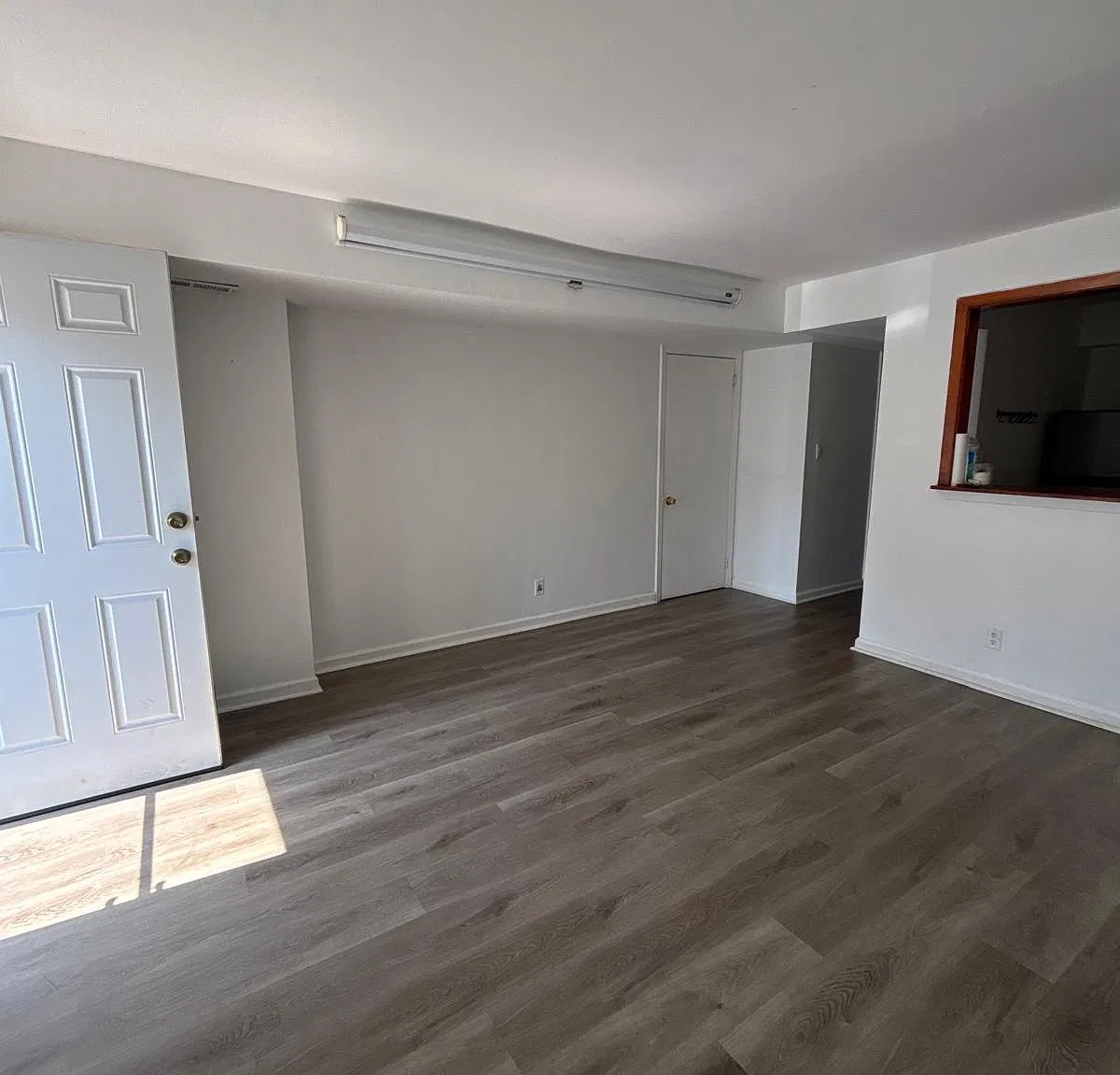 51 Elissa Ln — Photo 3