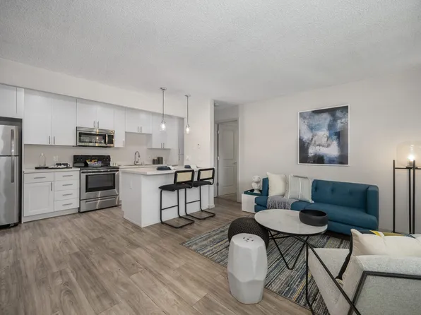 Pinecrest Apartments